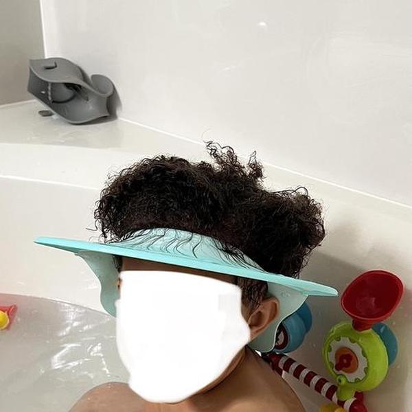 Duschhaube für Kinder, Baby-Duschhaube, Badwäsche, Shampoo, Spülschutz, Hut, verstellbarer Kopfhaar-Visierschutz für Kleinkinder und Kinder photo review