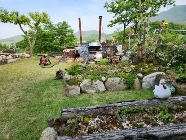 Feenstahl-Gartenskulpturen, Blumenfee tanzen mit Löwenzahn, Gartenkunstskulptur, Edelstahlstatue photo review