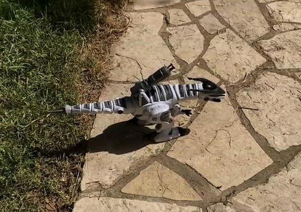 Ferngesteuerter Dinosaurier-Roboter, interaktives elektronisches Haustier, RC-T-Rex-Spielzeug, RC-Roboter-Dinosaurier, intelligentes interaktives Smart-Spielzeug photo review