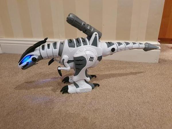 Ferngesteuerter Dinosaurier-Roboter, interaktives elektronisches Haustier, RC-T-Rex-Spielzeug, RC-Roboter-Dinosaurier, intelligentes interaktives Smart-Spielzeug photo review