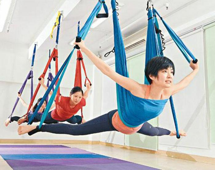 Flexible Aerial Yoga-Hängemattenschaukel aus Seide