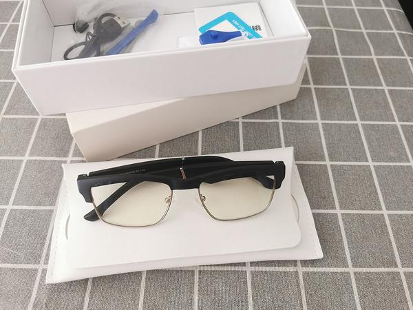 Intelligente 2-in-1-High-Tech-Smart-Brille, geeignet für Android oder iOS photo review