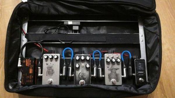 Kleines Gitarrenpedalboard photo review