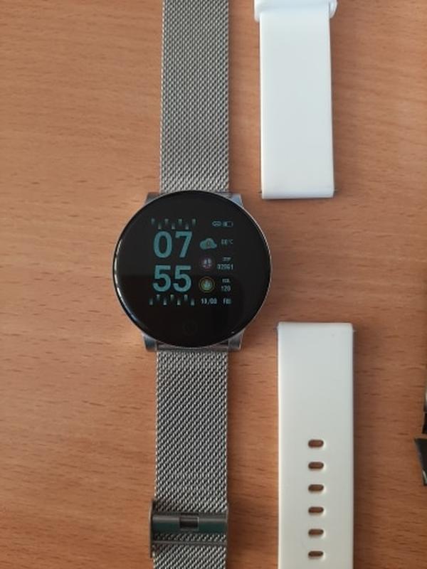 Modische Damen-Smartwatch mit rundem Bildschirm photo review