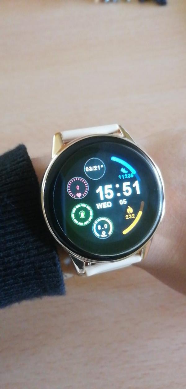 Multifunktions-Smartwatch, wasserdicht photo review