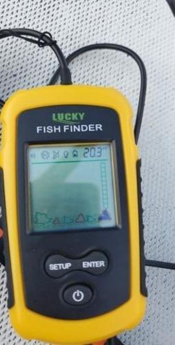 Tragbarer kabelloser Smart Pro Fischfinder-Sonardetektor mit Display photo review