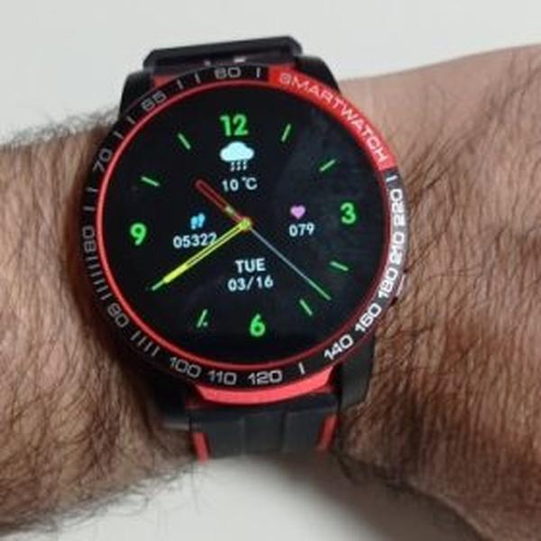 Wasserdichtes Bluetooth-Smartwatch-Telefon photo review